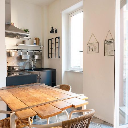 Happy Travelers Apartment By Holiday Solutions Комо Екстериор снимка
