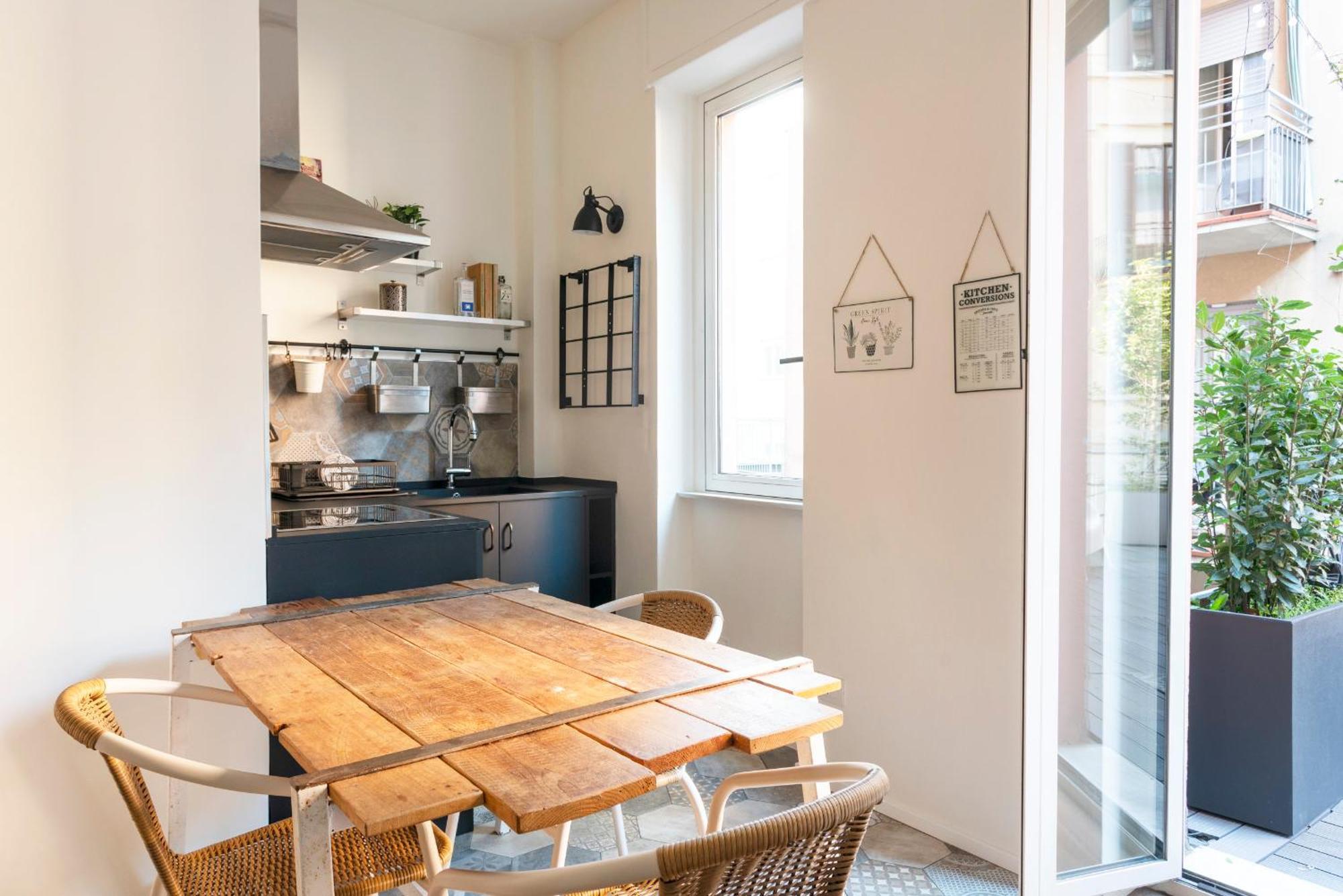 Happy Travelers Apartment By Holiday Solutions Комо Екстериор снимка