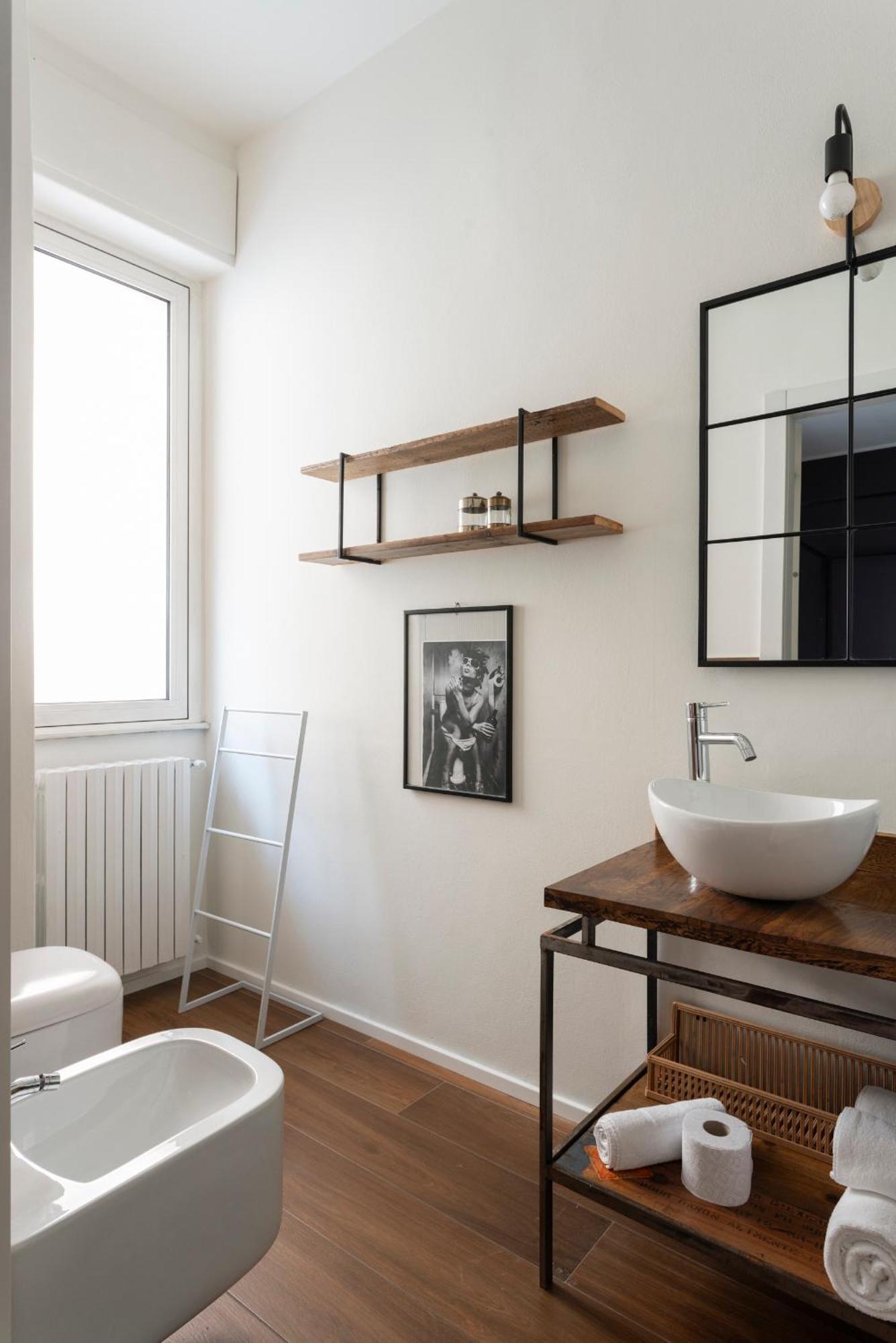Happy Travelers Apartment By Holiday Solutions Комо Екстериор снимка