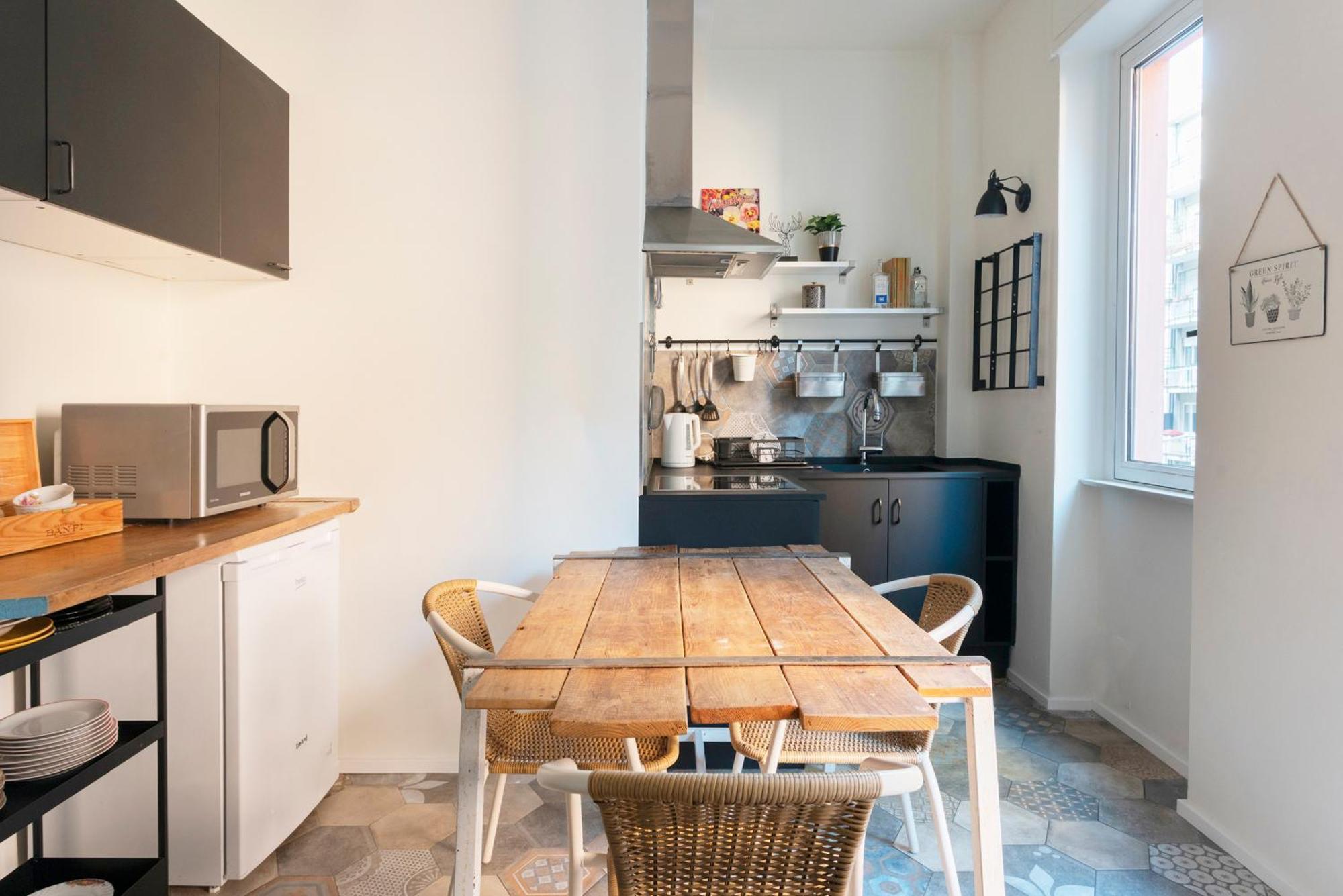 Happy Travelers Apartment By Holiday Solutions Комо Екстериор снимка