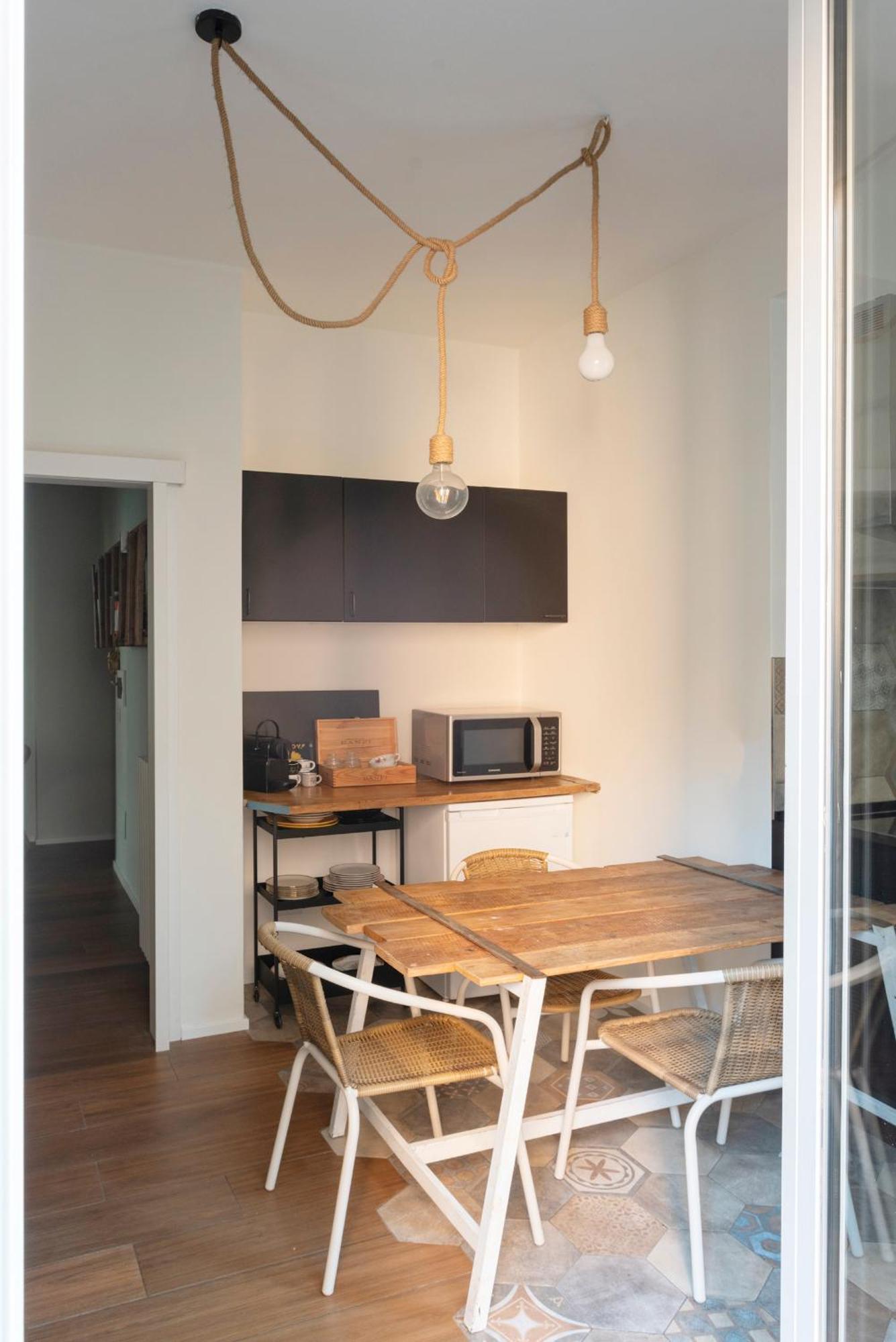 Happy Travelers Apartment By Holiday Solutions Комо Екстериор снимка