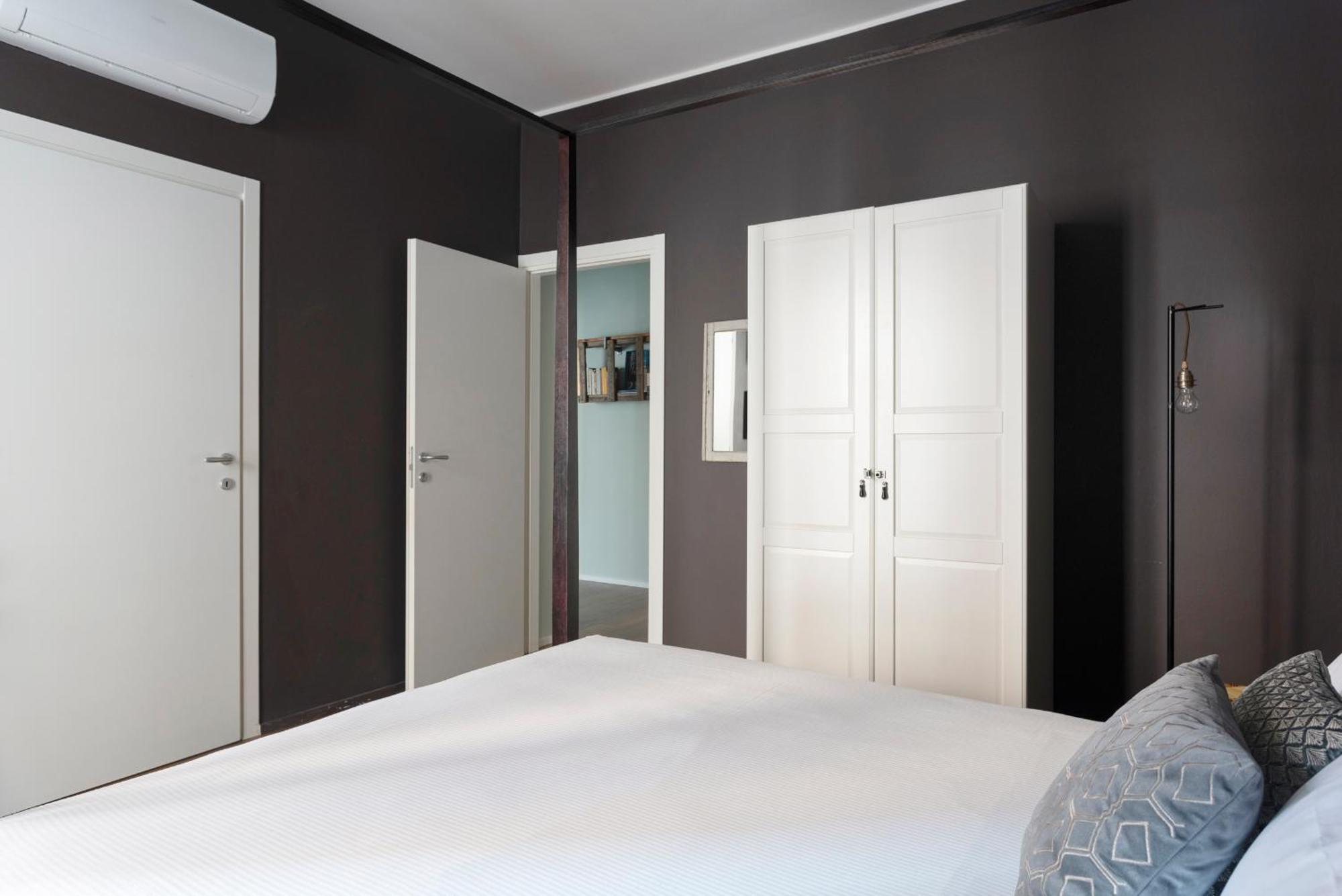Happy Travelers Apartment By Holiday Solutions Комо Екстериор снимка
